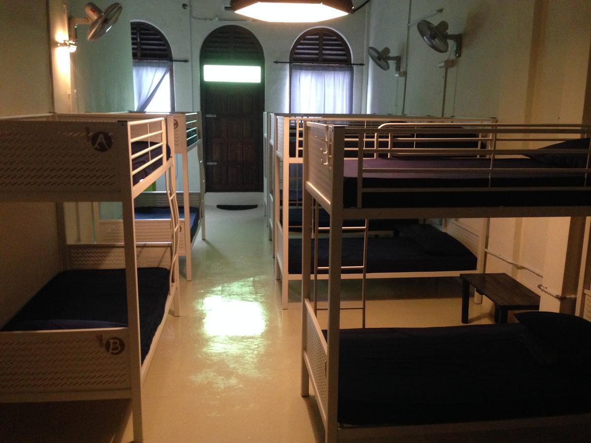 Vloft Backpackers Hostel Ipoh Exterior foto